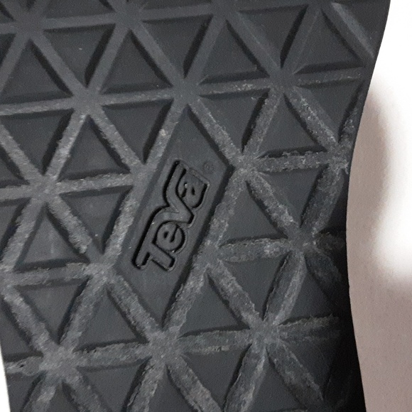 TEVA W7 Black and Orange Strappy Sandals - Picture 2 of 9